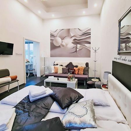 Modern Flat In City Center Budapest Extérieur photo